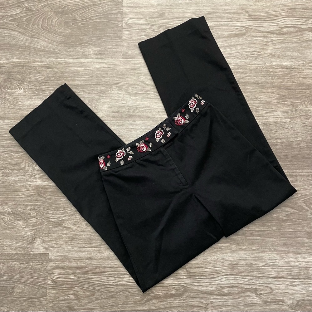 Ann Taylor Black Stretch Cotton Chino Floral Embroidered Waist Pants Size 6